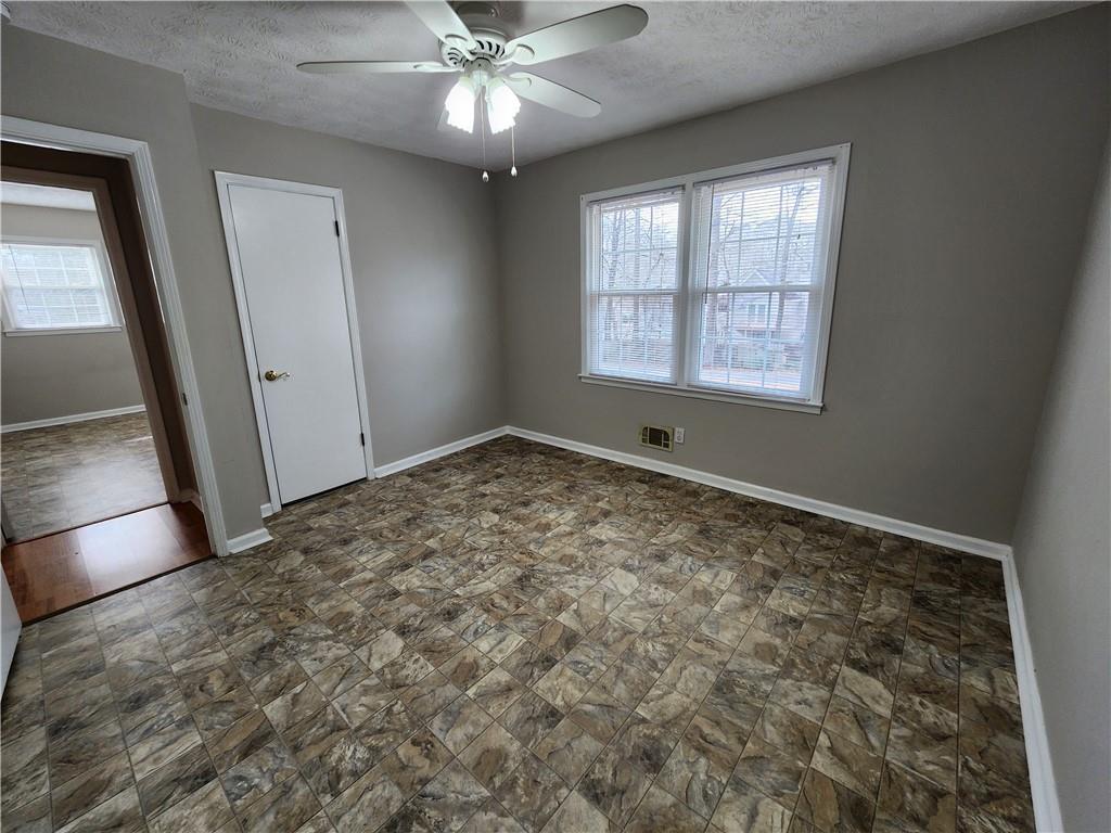 Rogers Acres - Residential Lease