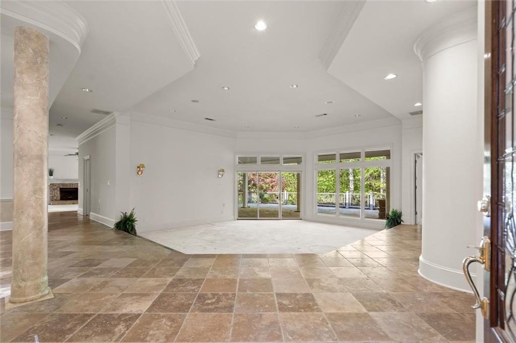 13510 Willowbank Lane, Alpharetta, Georgia image 6