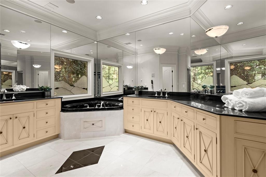 13510 Willowbank Lane, Alpharetta, Georgia image 21