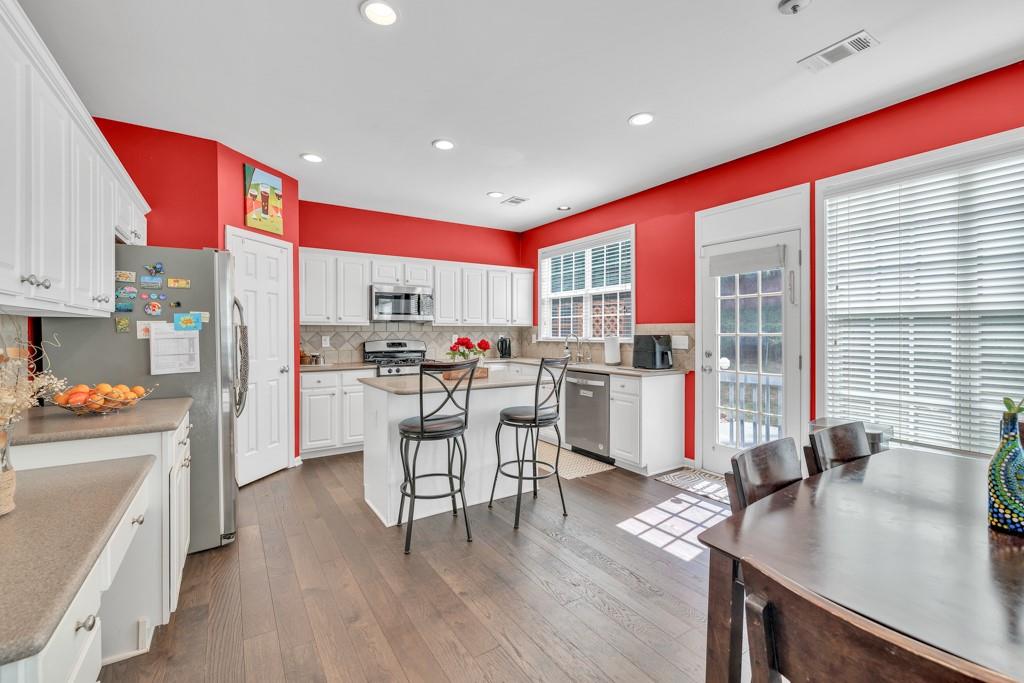 5008 Bethpage Drive, Suwanee, Georgia image 17