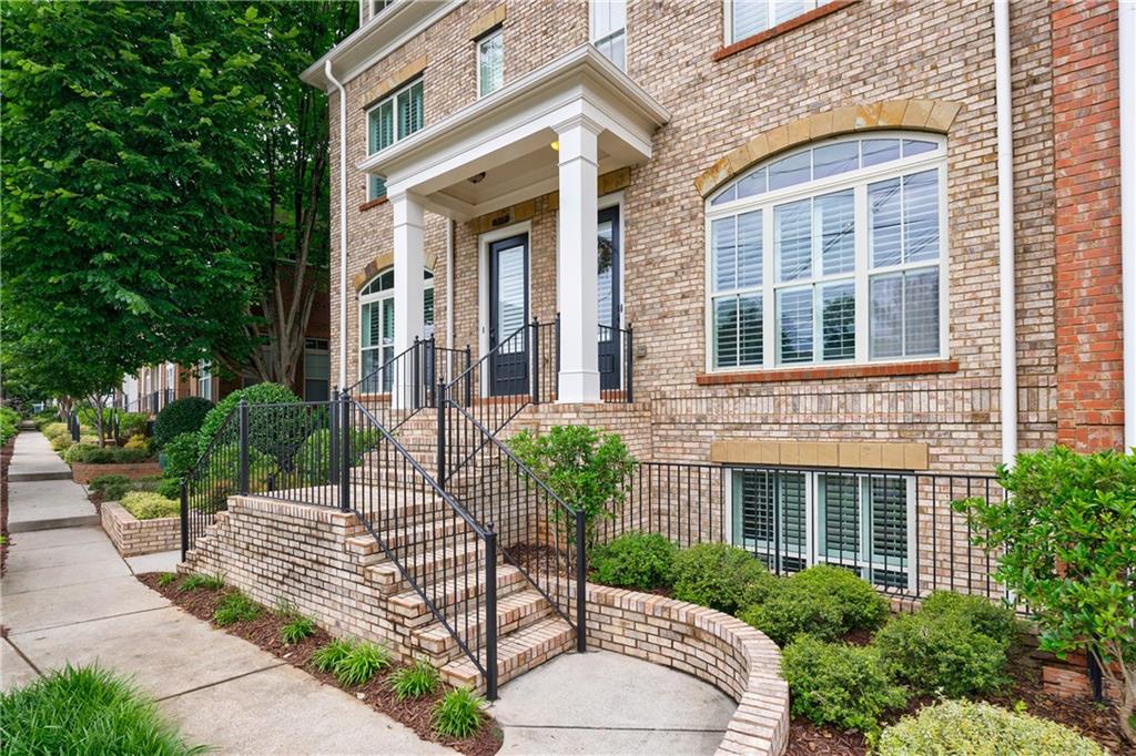 359 Alderwood Lane, Atlanta, Georgia image 1