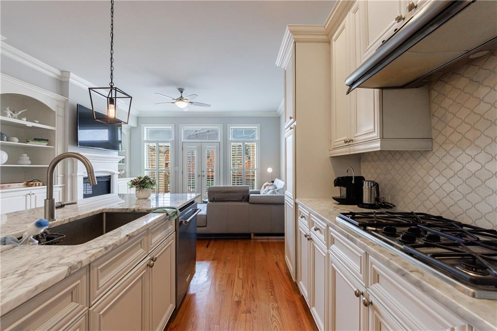 359 Alderwood Lane, Atlanta, Georgia image 20