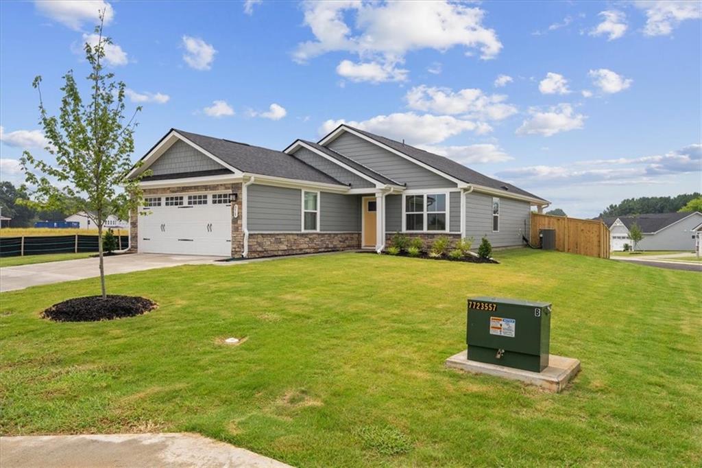 358 Oakleigh Drive