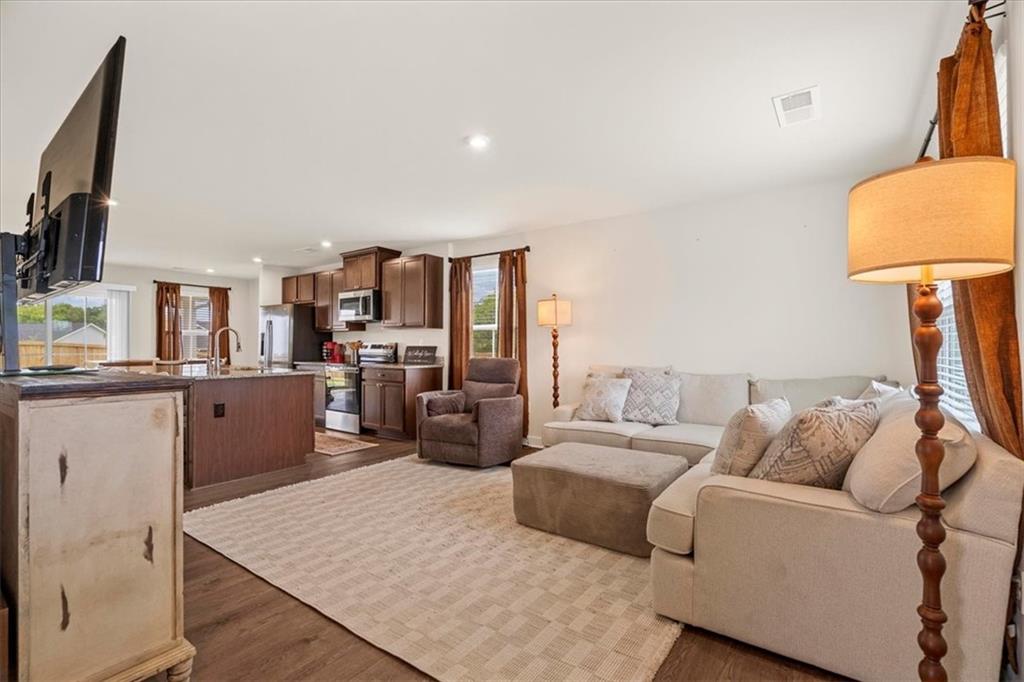 358 Oakleigh Drive