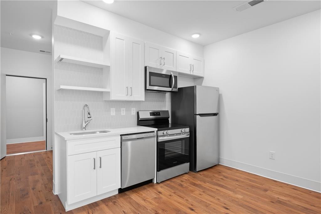 456 Flat Shoals Avenue SE 205