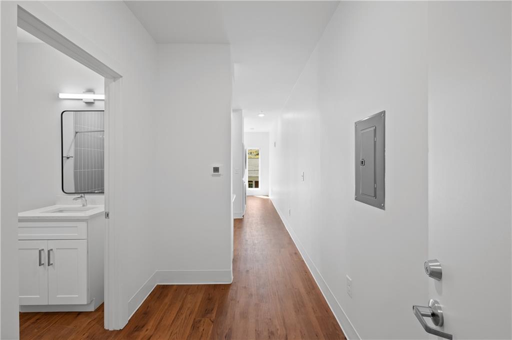 456 Flat Shoals Avenue SE 205