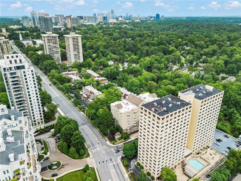 2479 Peachtree Road NE 816