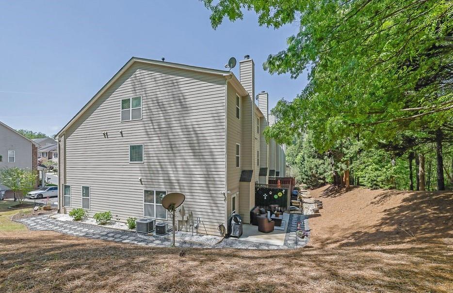 1076 Firethorne Pass, Cumming, Georgia image 40