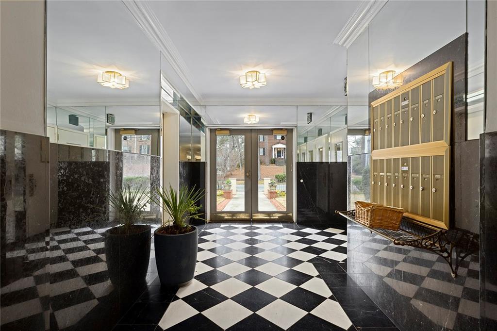 32 28TH Street NW #204