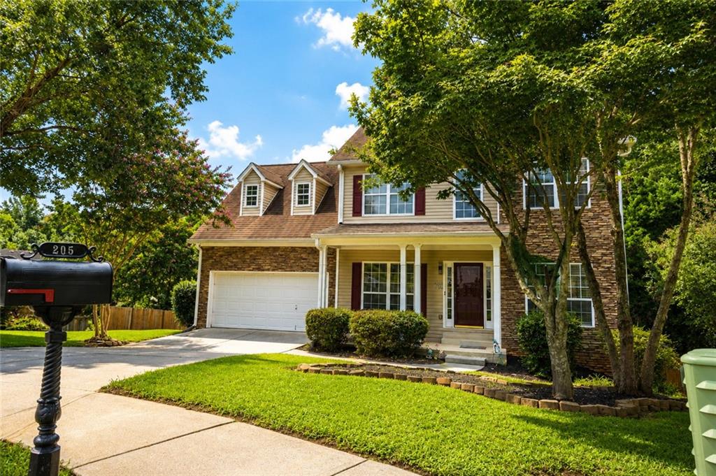 205 Leecroft Court