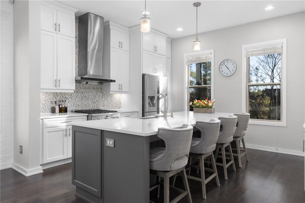 823 Canterbury Overlook