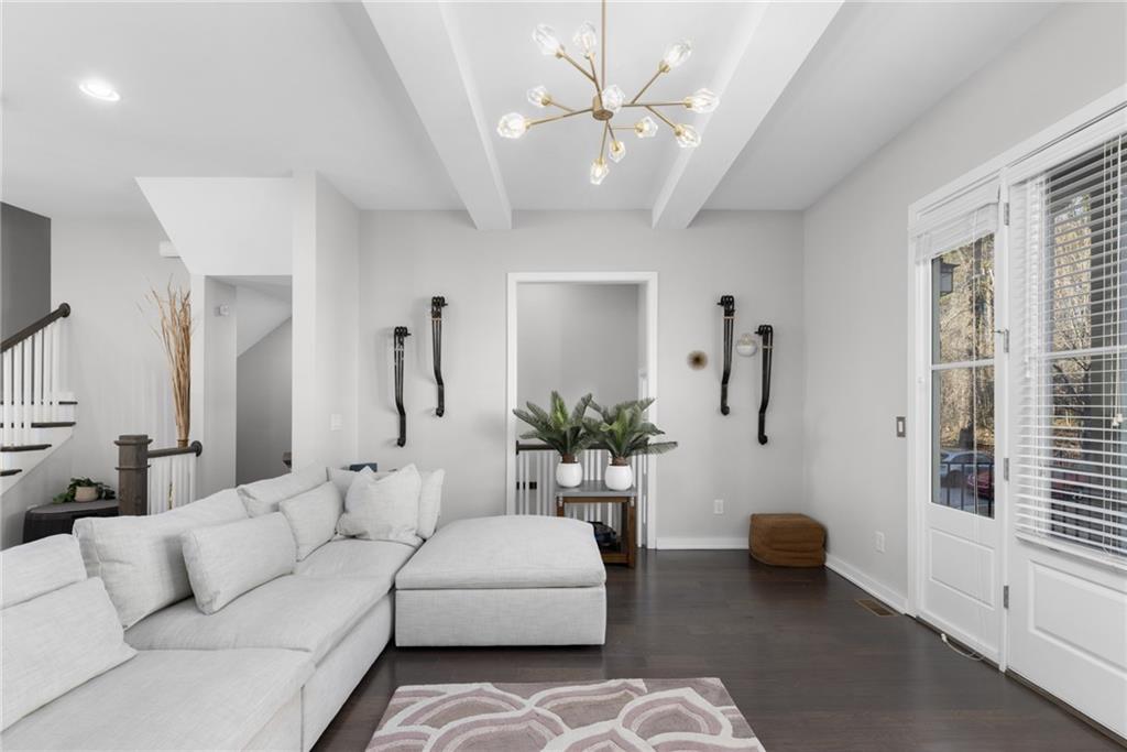 823 Canterbury Overlook