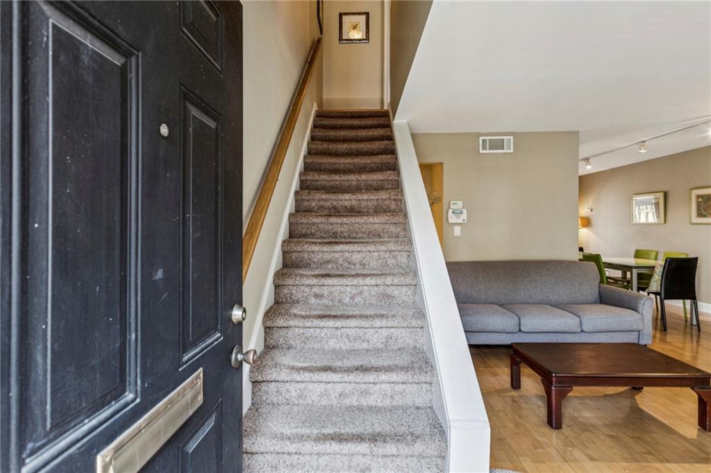 136 Peachtree Memorial Drive NW NJ 10