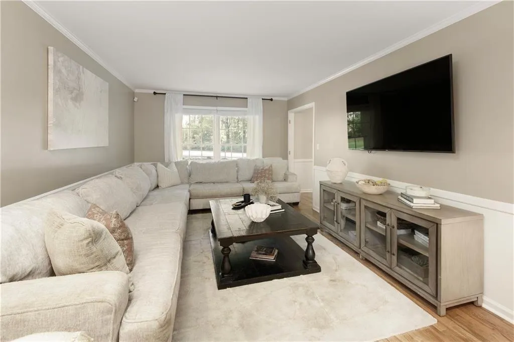 Atlanta, Georgia 30340, United States, 4 Bedrooms Bedrooms, ,3 BathroomsBathrooms,Residential,Active,195570