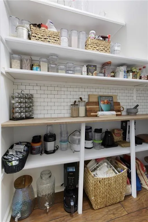 Atlanta, Georgia 30340, United States, 4 Bedrooms Bedrooms, ,3 BathroomsBathrooms,Residential,Active,195570