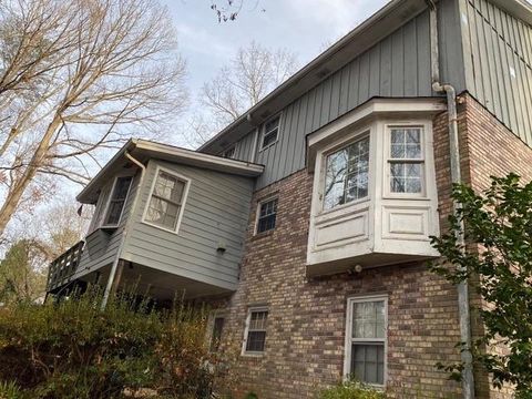 A home in Lilburn