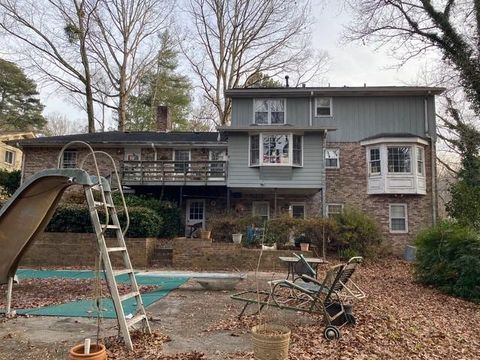 A home in Lilburn