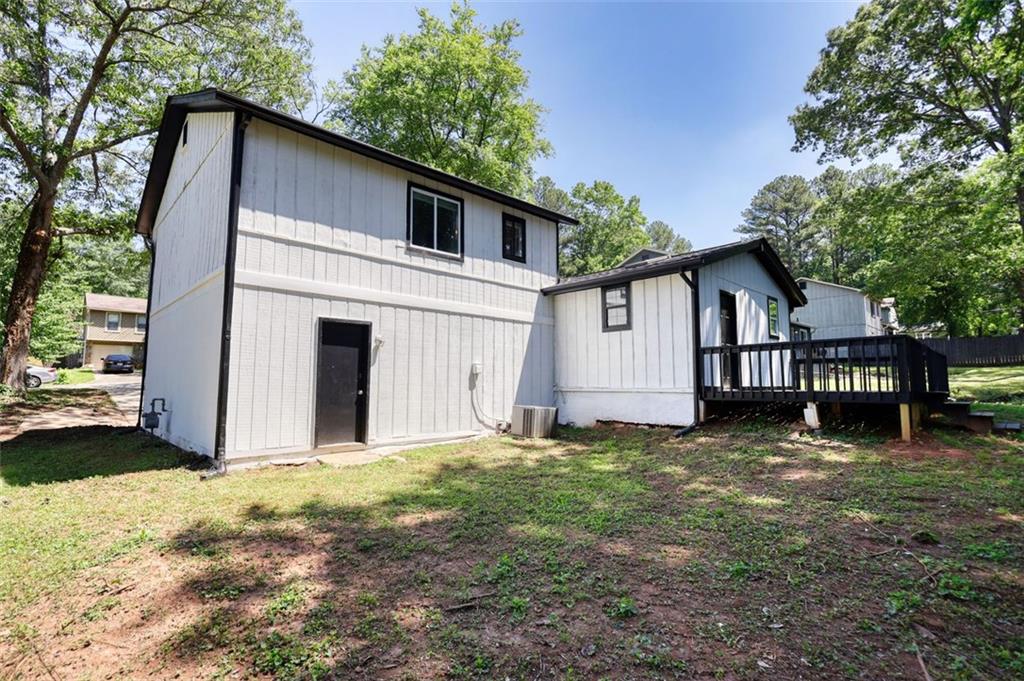 3959 Wood Path Drive, Stone Mountain, Georgia image 37