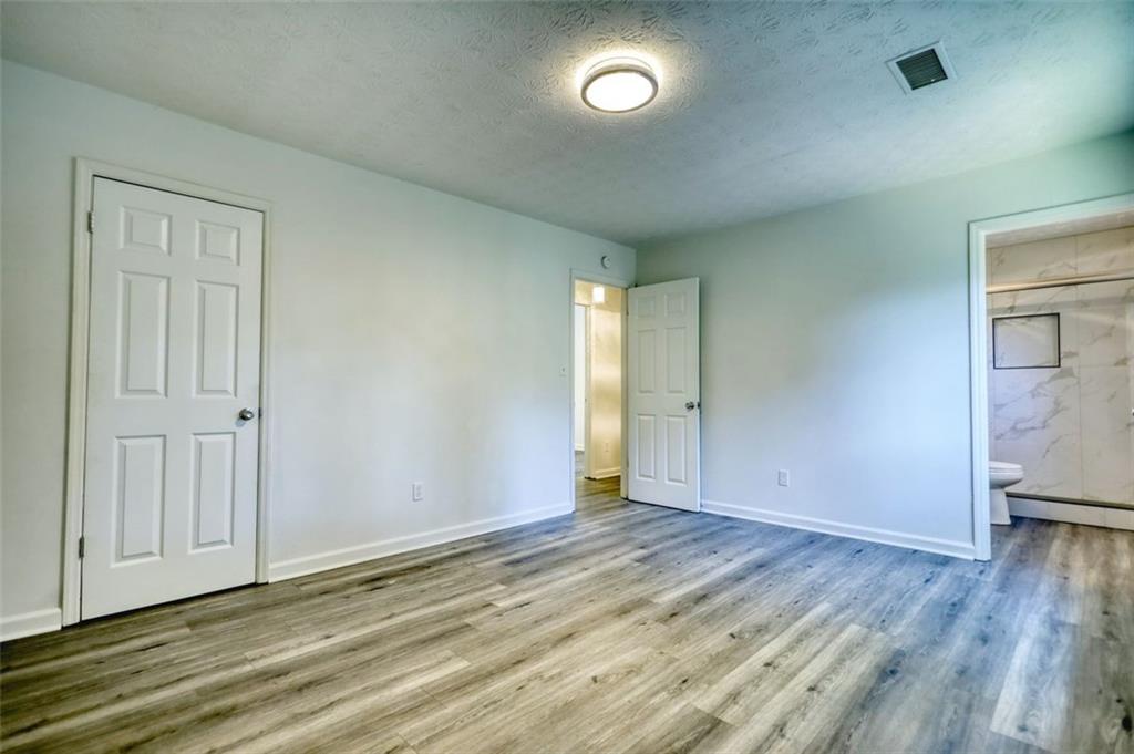 3959 Wood Path Drive, Stone Mountain, Georgia image 23