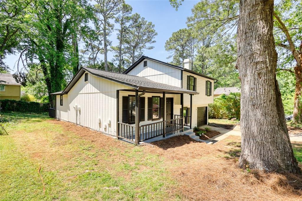 3959 Wood Path Drive, Stone Mountain, Georgia image 38