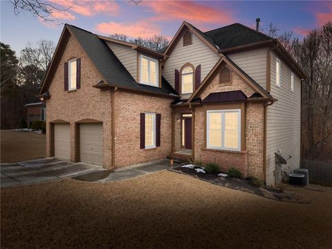 Homes For Sale - 2705 Chandler Grove Drive<br/> Buford, GA 30519