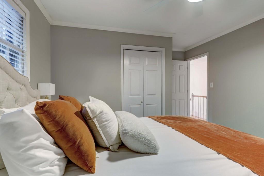 Vinings Ridge - Residential