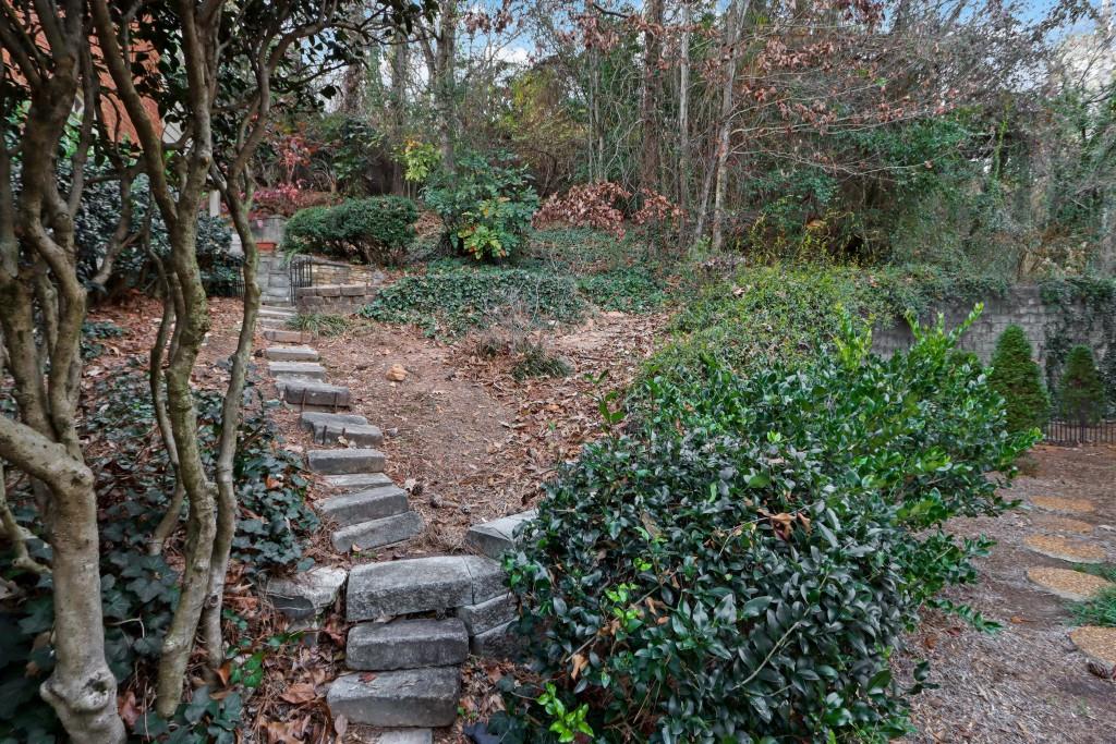 Vinings Ridge - Residential