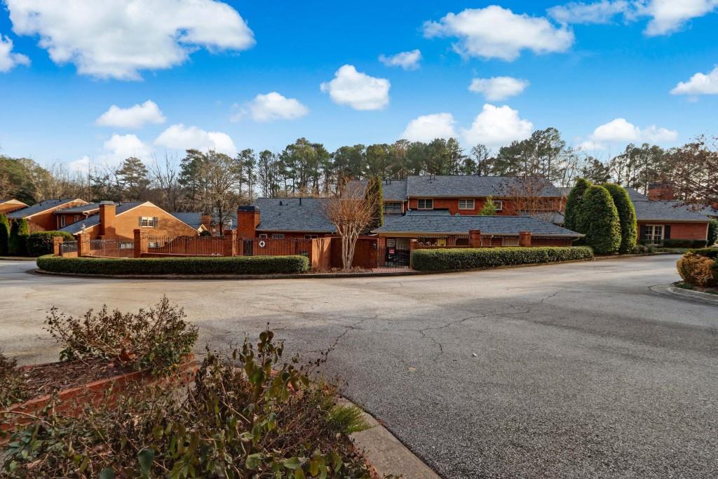 Vinings Ridge - Residential