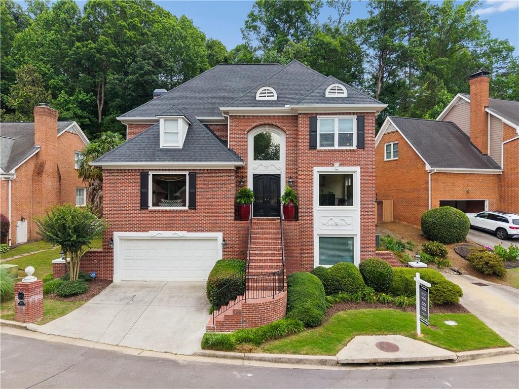 3177 Kings Arms Court NE