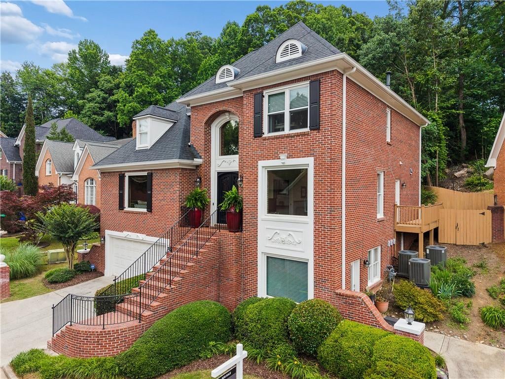 3177 Kings Arms Court NE