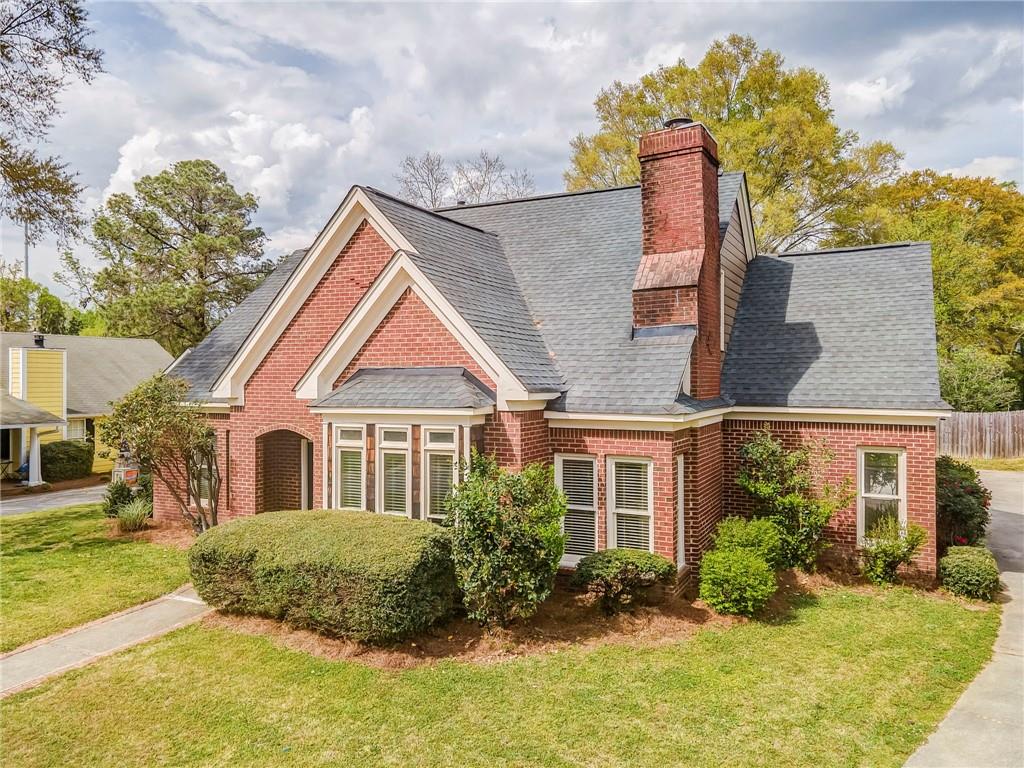 4 Stonegable Drive NW