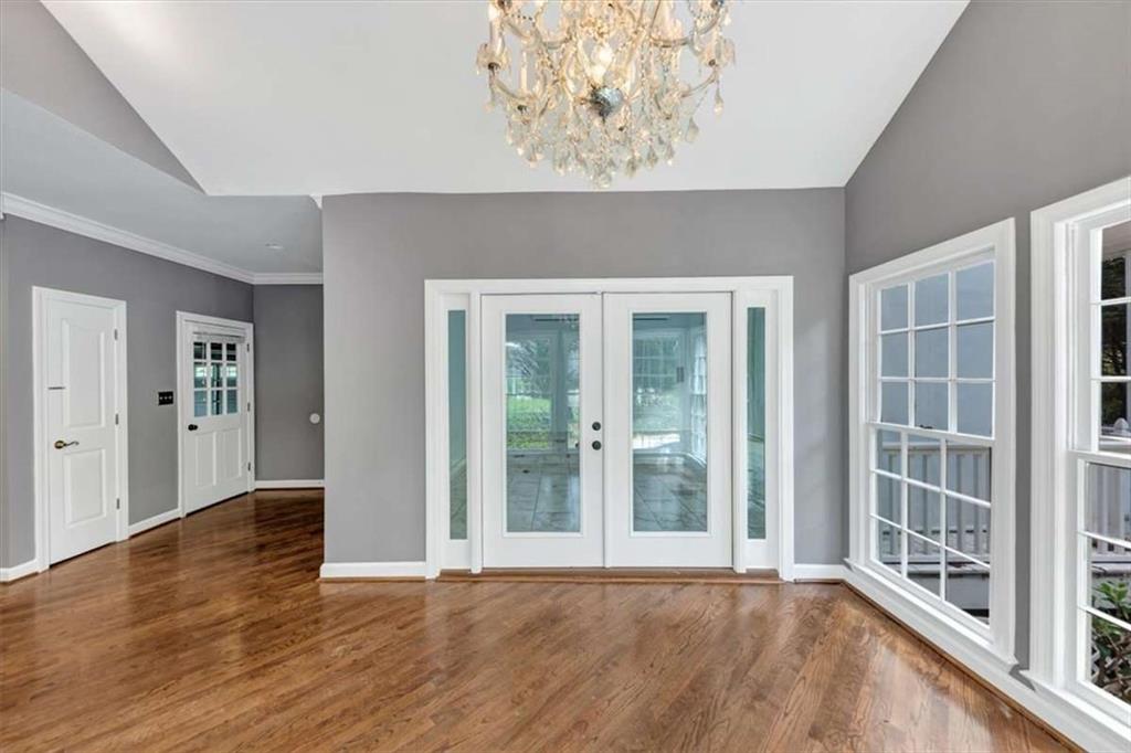 395 Clubfield Drive, Roswell, Georgia image 15