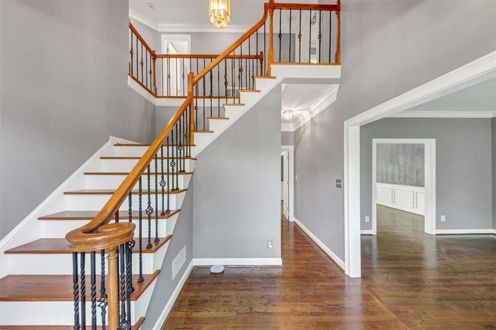 395 Clubfield Drive
