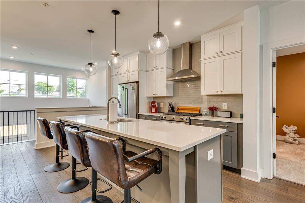 230 New Street 1105