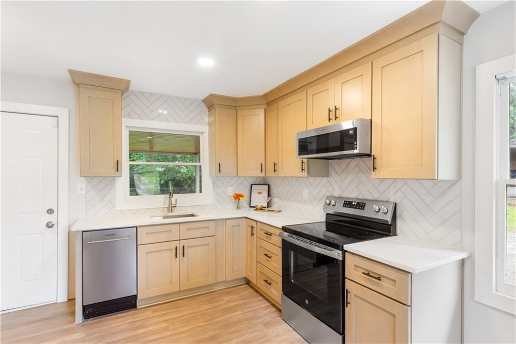 2260 Old Spring Road SE