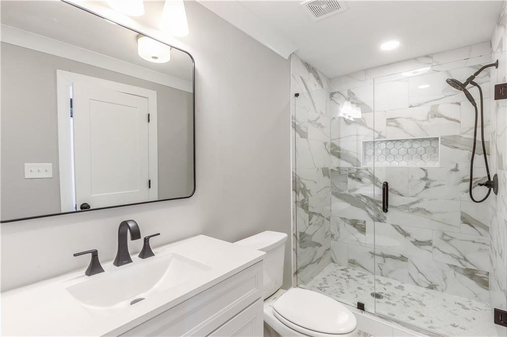 2260 Old Spring Road SE