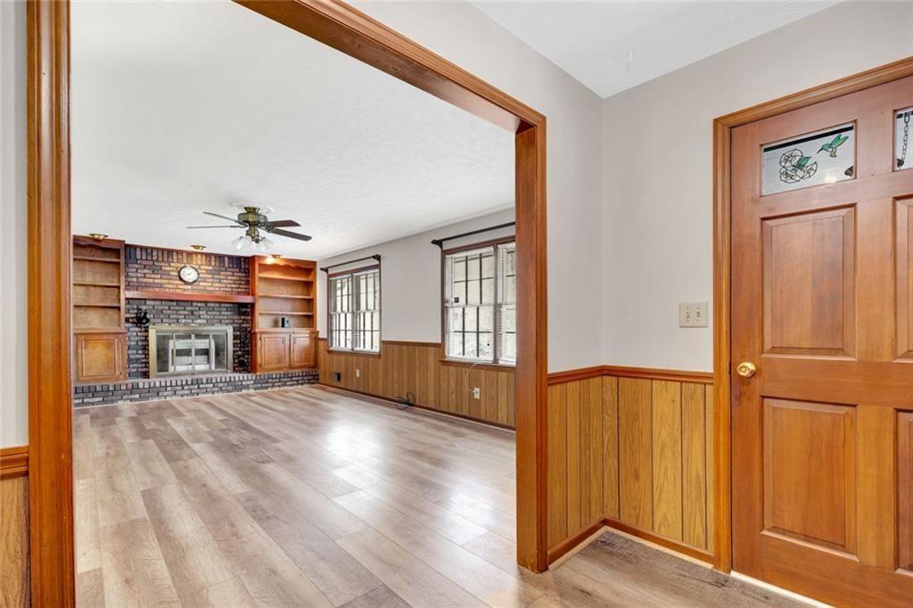 395 SW Cedar Lane SW