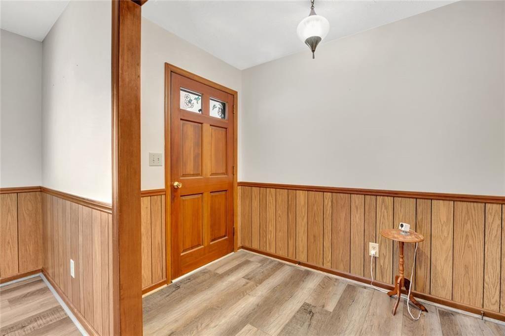 395 SW Cedar Lane SW