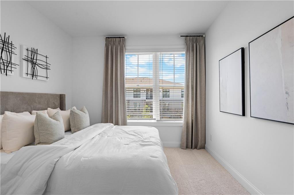 Market Square at Sawnee Village - Residential