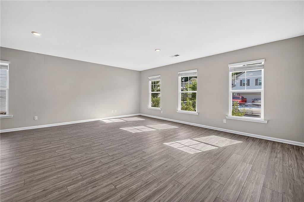 323 Golden Eagle Parkway