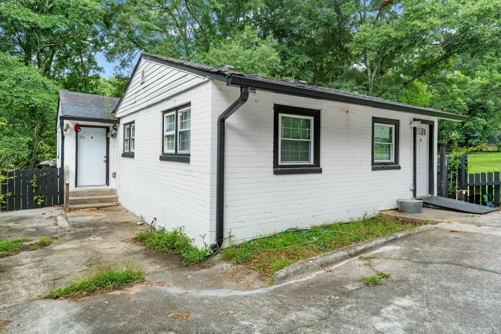 556 Cairo Street NW