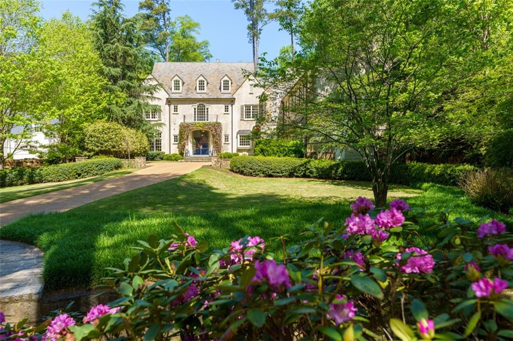 Tuxedo Park - Residential