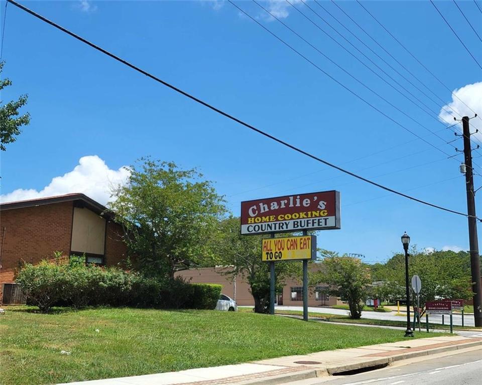 1102 W Spring Street W