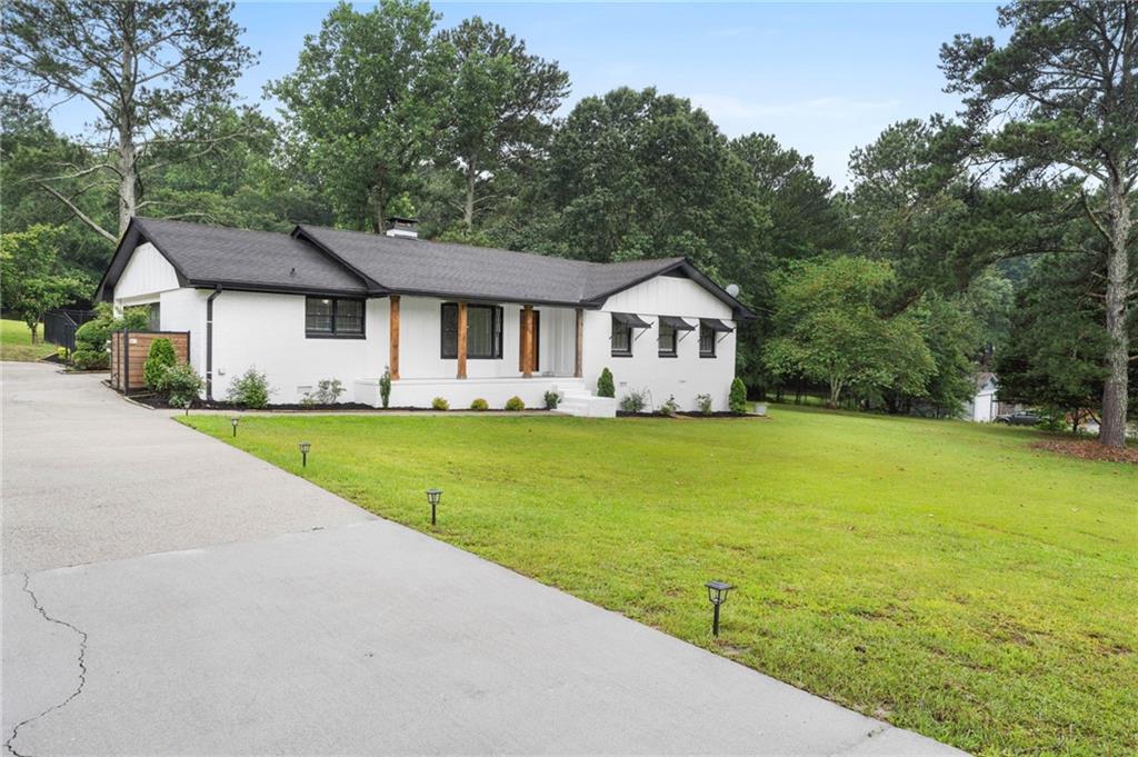 2827 Highway 138 NE