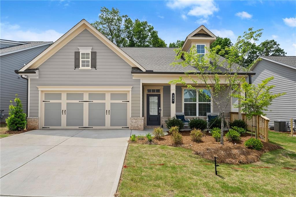 207 Hickory Bluffs Parkway, Canton, Georgia image 1