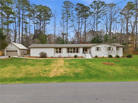 Homes For Sale - 171 Magnolia Drive<br/> Canton, GA 30114