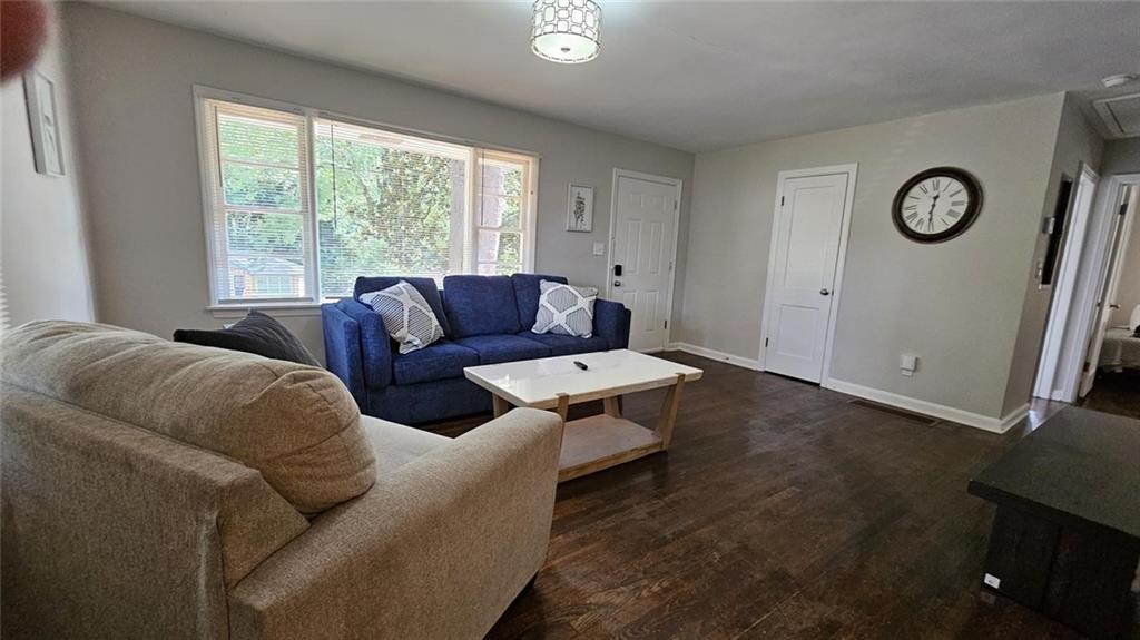 2076 W Flat Shoals Terrace