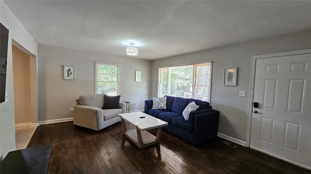 2076 W Flat Shoals Terrace