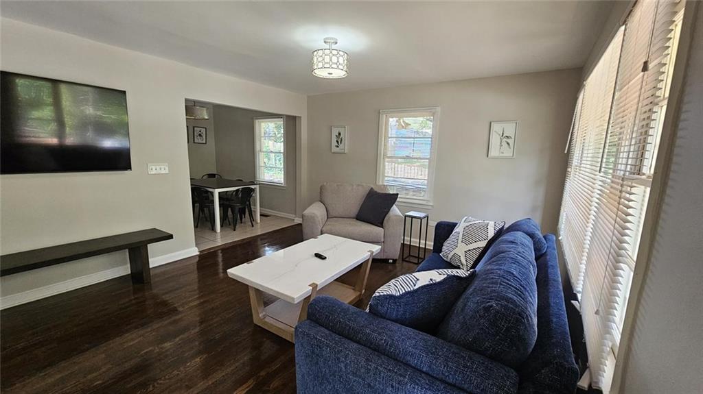 2076 W Flat Shoals Terrace