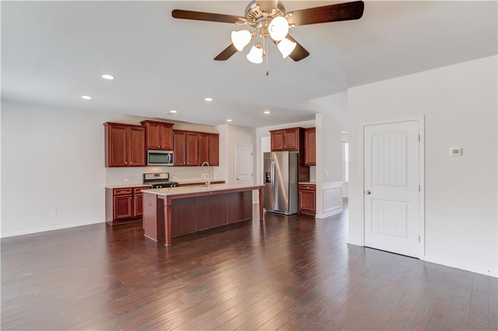 385 Broadmoor Drive, Braselton, Georgia image 11